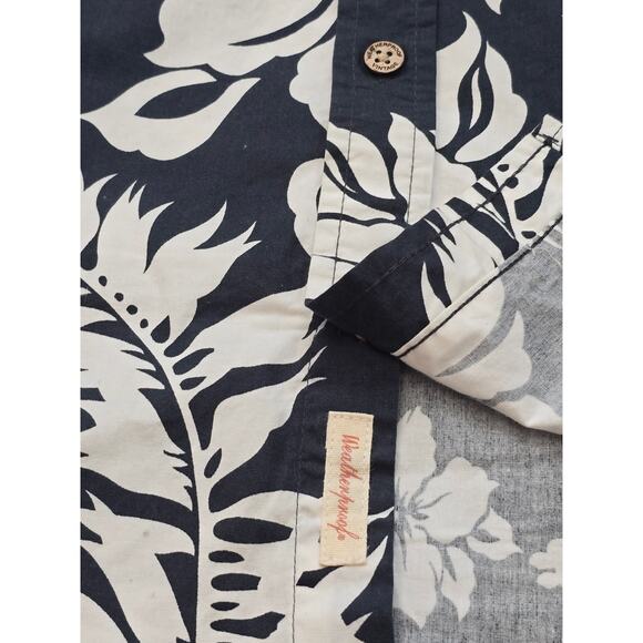 Weatherproof Vintage Navy Blue White Floral Hawaiian Shirt Men’s Size S Viscose - Picture 6 of 10